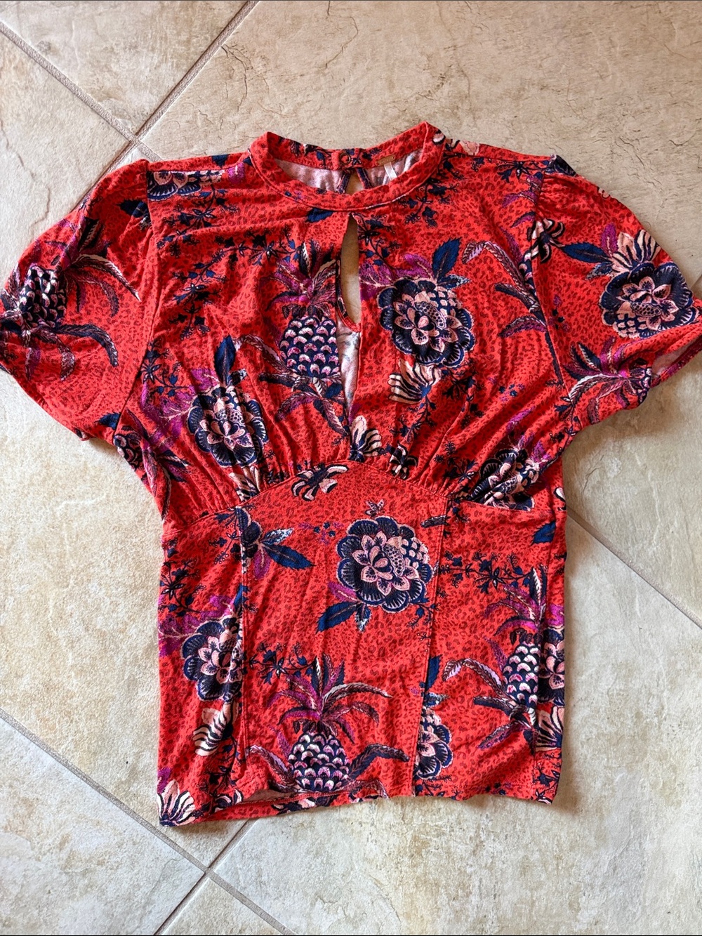 Free People top size large short sleeves stretchy fitted form fitting - Picture 12 of 12